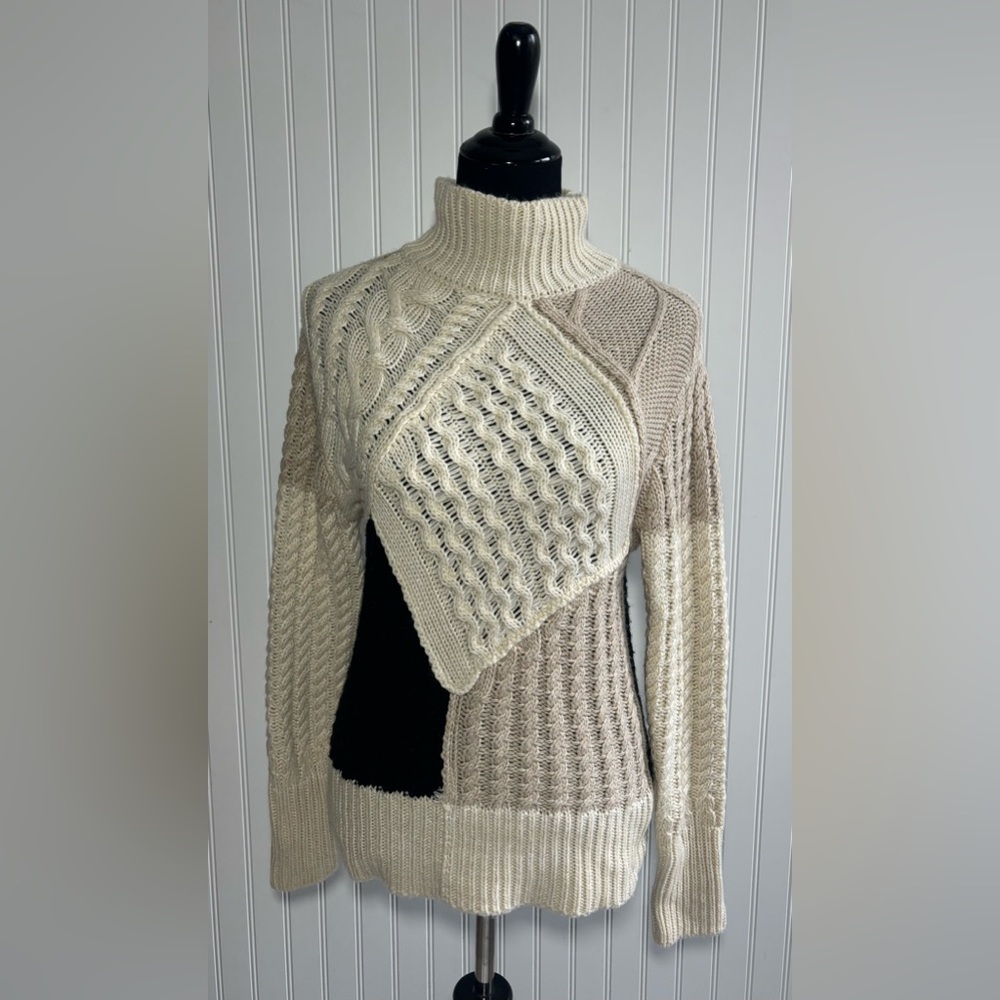 Cliche Chunky Knit Turtleneck Sweater Black Tan Colorblock Women's Size Small